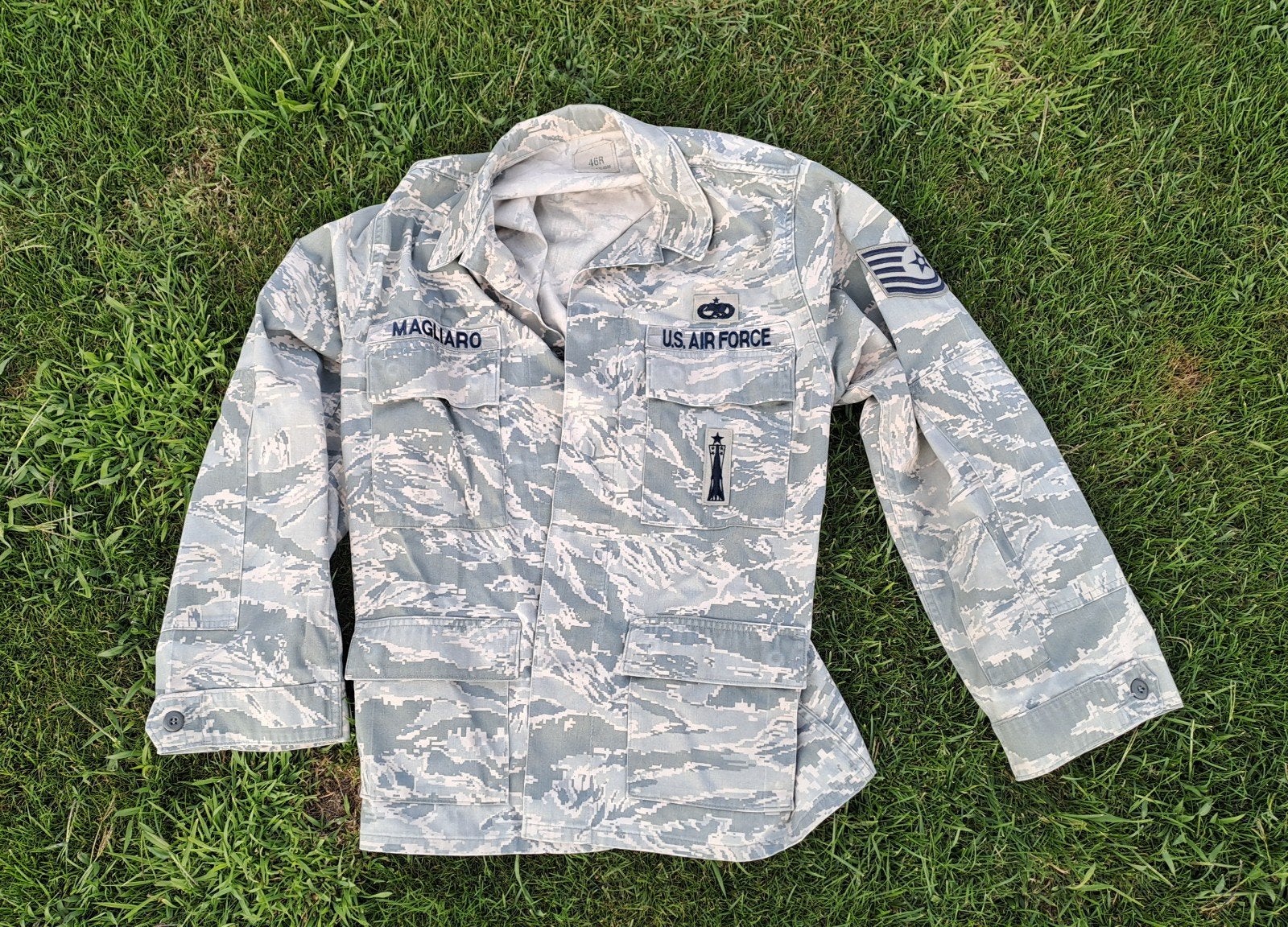 Veste de l'armée de l'air américaine, Collections, Envoi