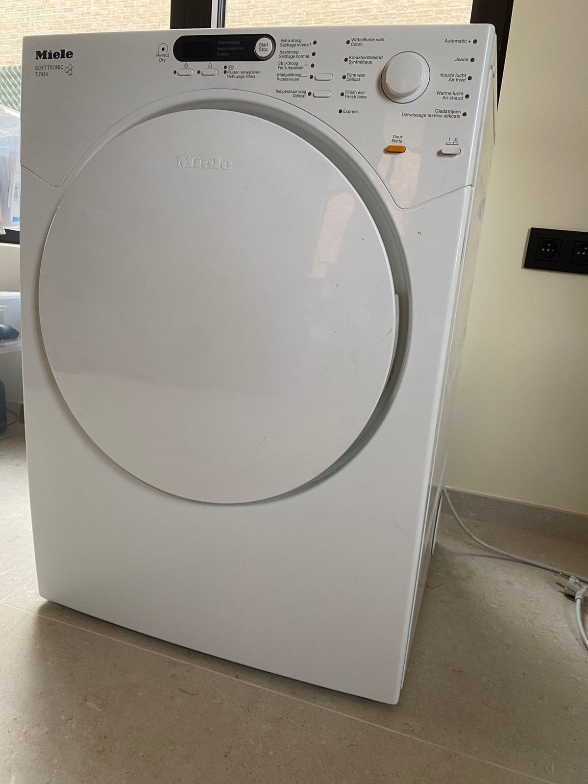 Miele droogkast softtronic T7934, Ophalen, 6 tot 8 kg, Gebruikt, Luchtafvoer