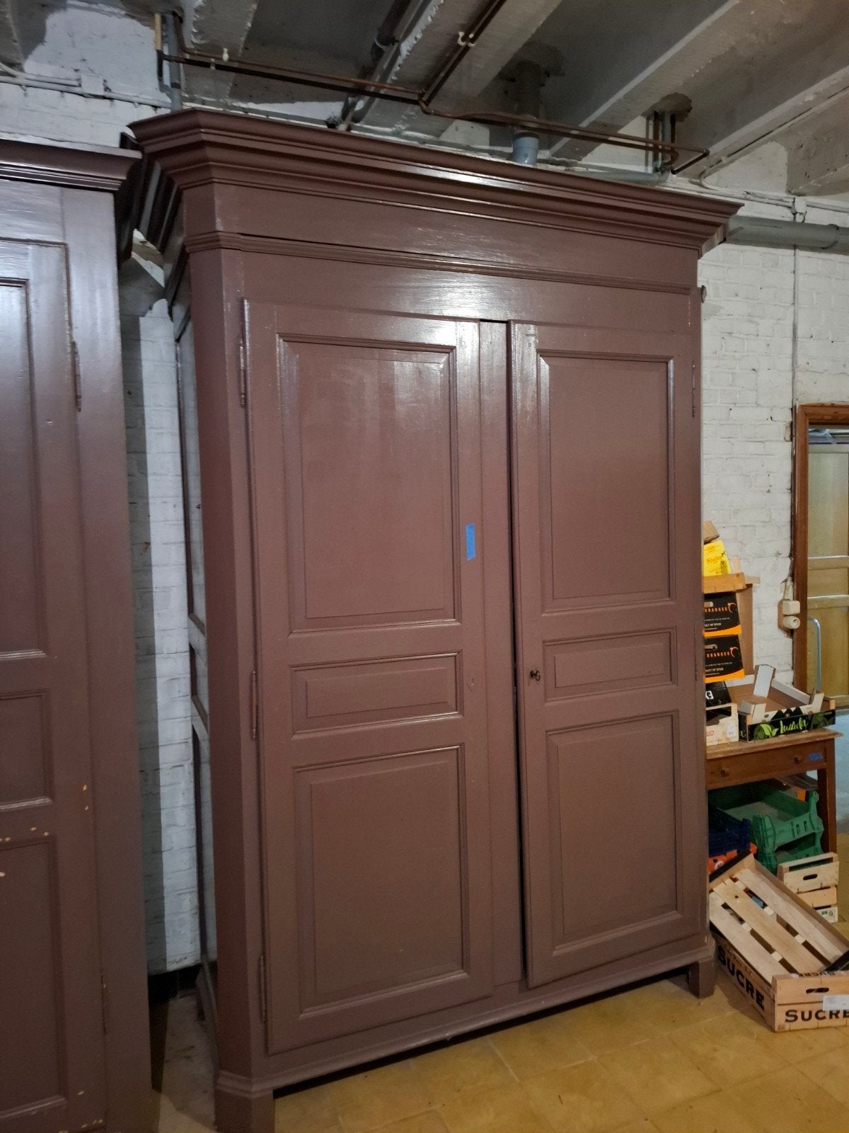 Grande armoire ancienne en bois massif à restaurer, Enlèvement