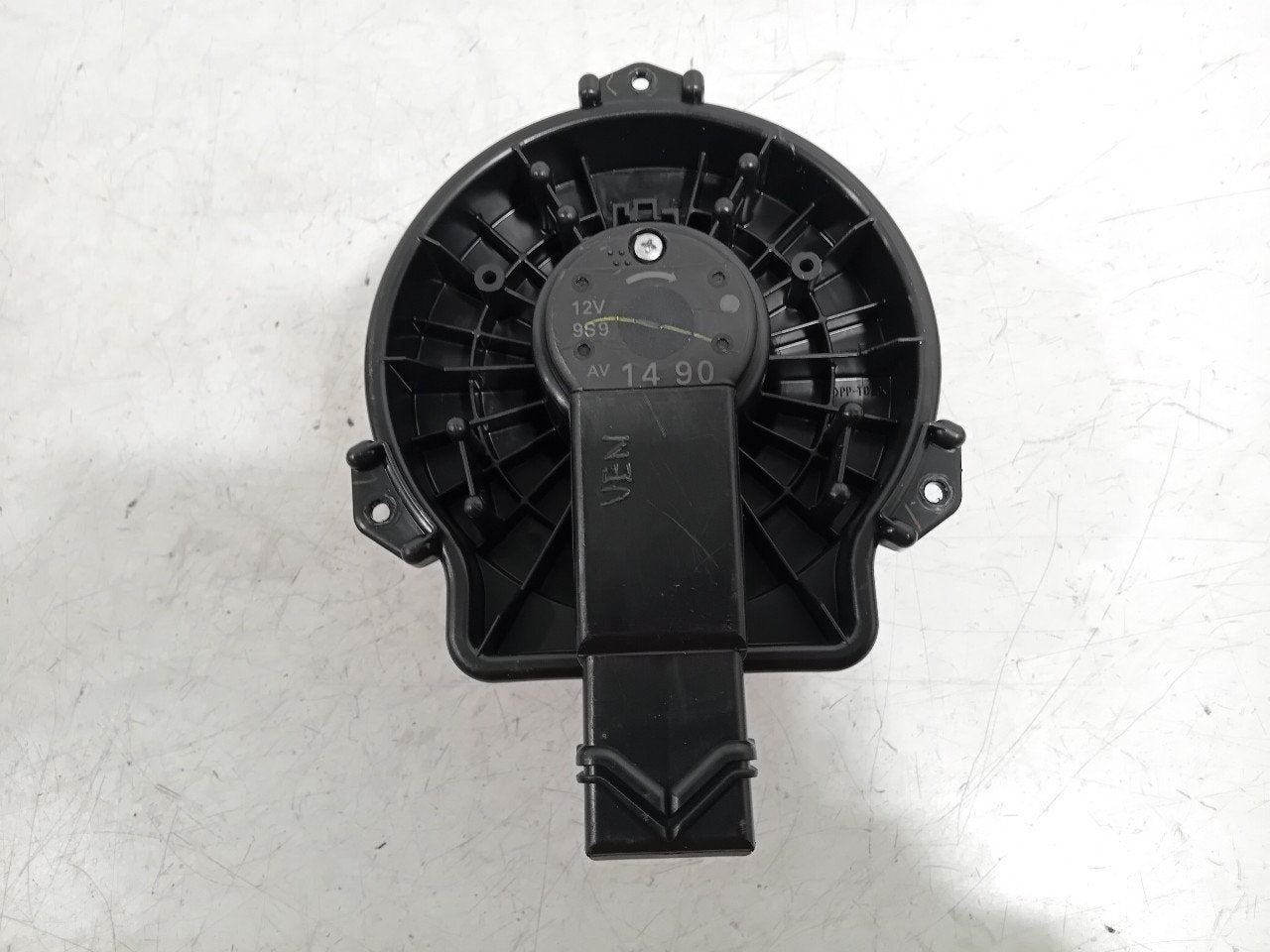 Kachel ventilator motor Suzuki Vitara, Onderdelen@venauto.nl, Van der Ven Autorecycling B.V., Ettenseweg 76, 4706 PB Roosendaal, The Netherlands