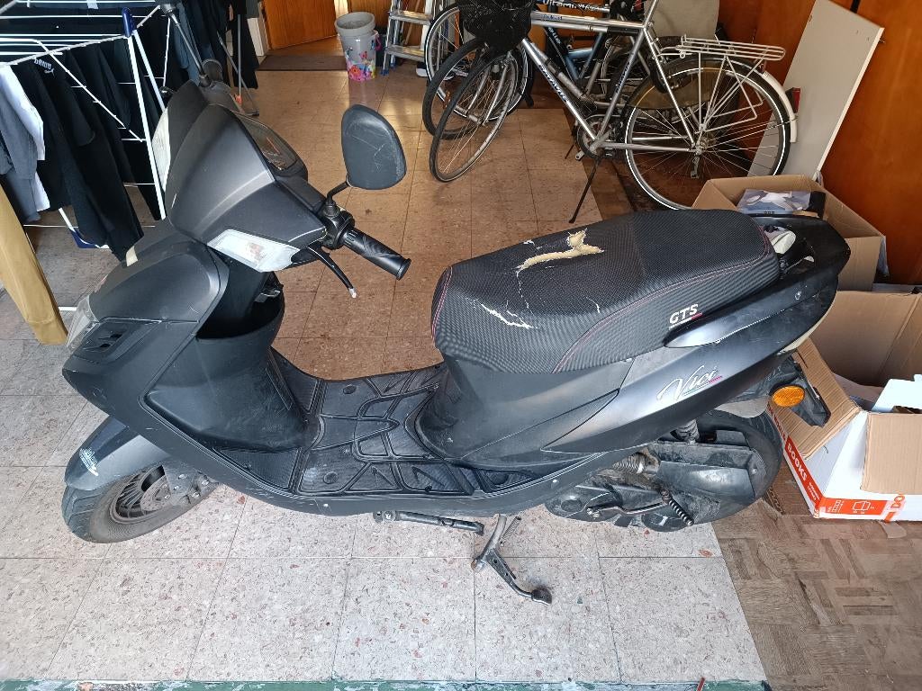 GTS Vici A klasse, Fietsen en Brommers, Ophalen, Klasse A (25 km/u), Benzine, 50 cc