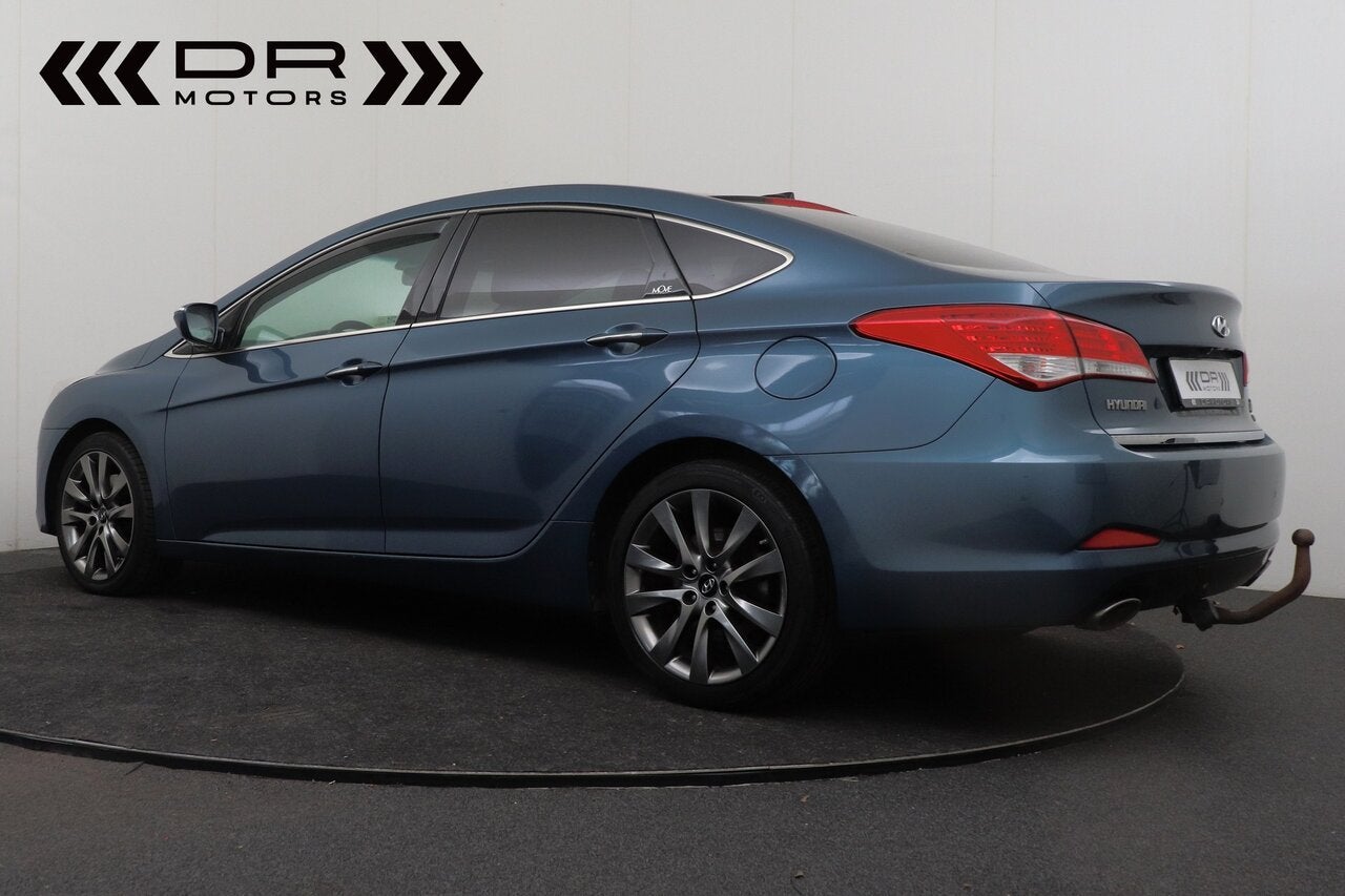 Hyundai i40 1.7 CDRi - LEDER -TREKHAAK, Auto's, Euro 5, Zwart, 4 cilinders, 146 g/km