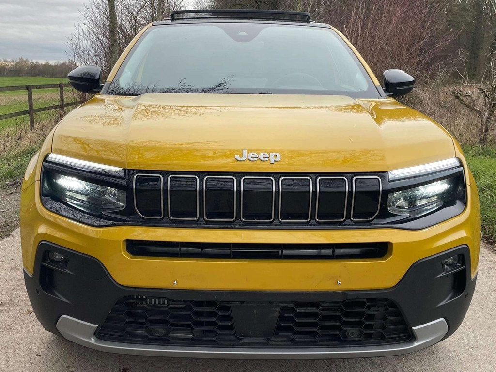Jeep Avenger e-Avenger 51 kWh Summit Véhicule neuf 12 km Ga, Achat, 156 ch, Jaune, Commande vocale