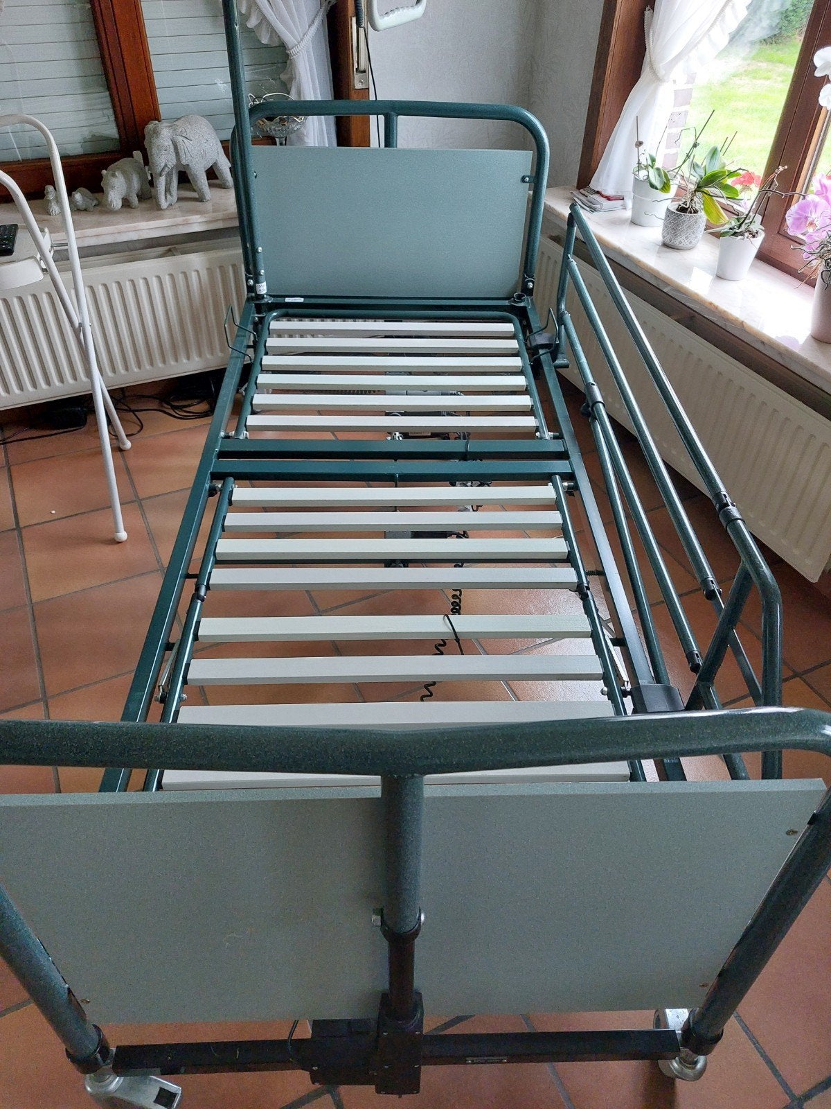 ziekenhuis bed, Diversen, Ophalen
