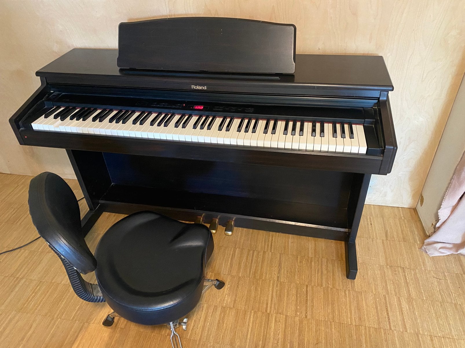 Elektronische piano Roland HP 330e, Digital, Enlèvement, Utilisé, Piano