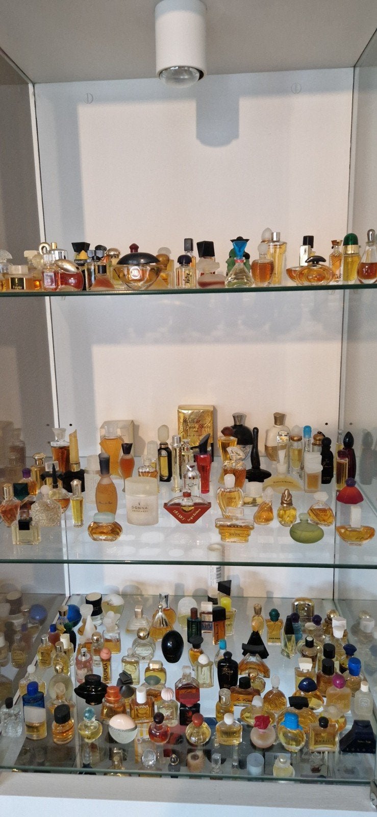 miniatuur parfumflesjes, Verzamelen, Parfumverzamelingen, Ophalen of Verzenden, Miniatuur