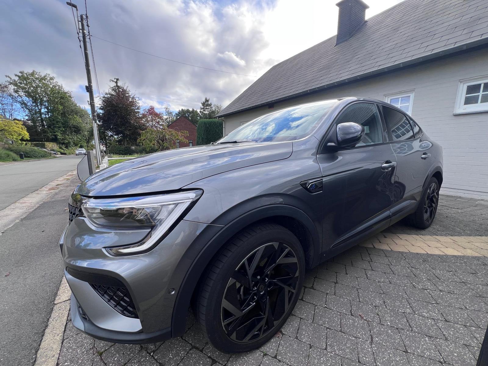 Renault Arkana E-THECH, Auto's, Arkana, Overige kleuren, Zilver of Grijs, Te koop