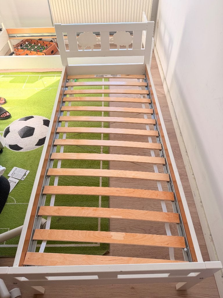 Twee kinderbedden voor 50€ complet, Ophalen, Zo goed als nieuw, Overige typen