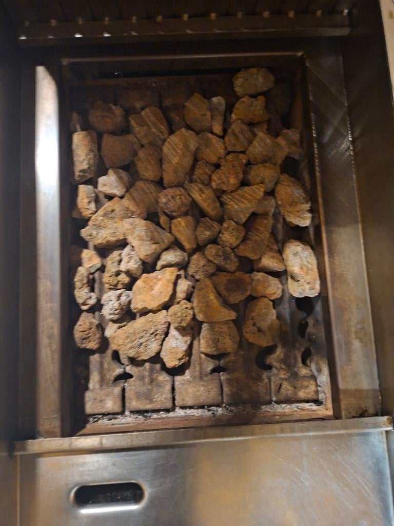 Grillade pierre gaz, Enlèvement