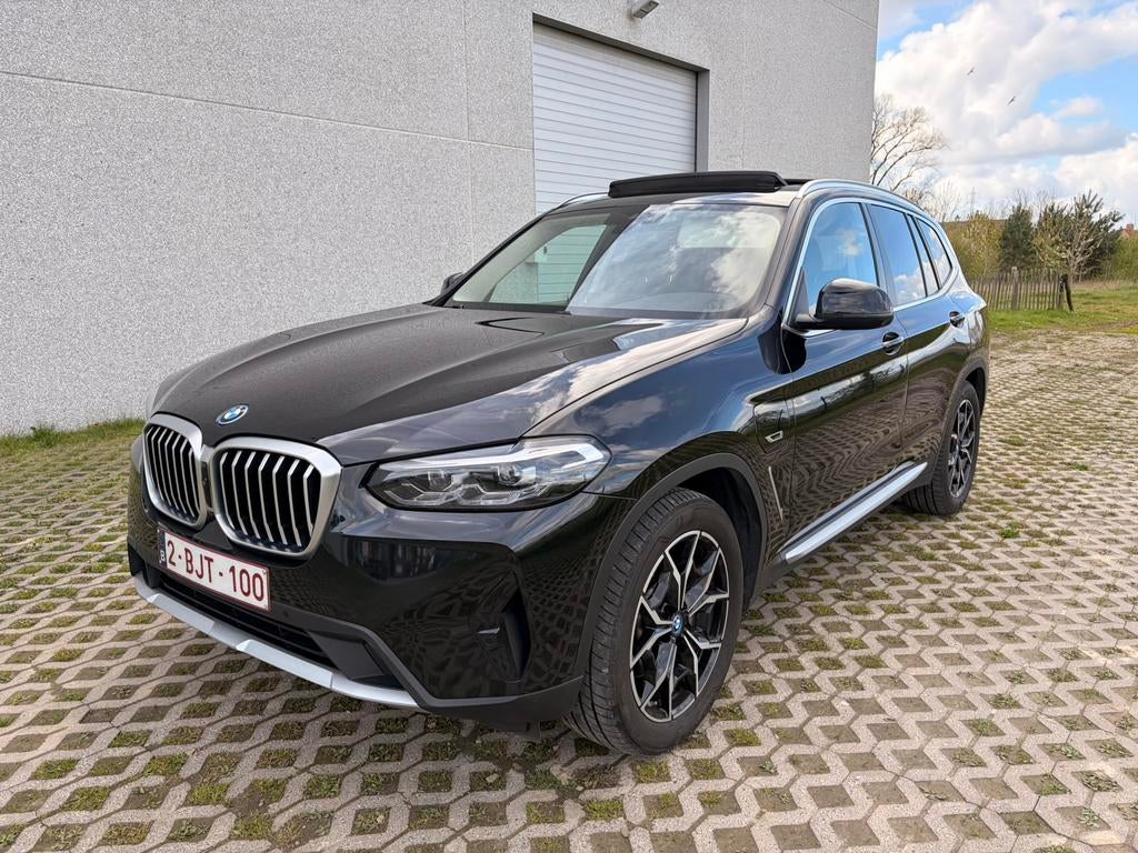 BMW X3 30e * FACELIFT * PANO *, Auto's, Automaat, Zwart, Zwart, Leder