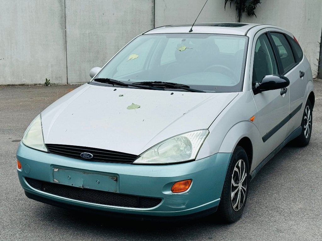 ford focus 1.4i benzine open dak 5deurs lezok, Stof, 4 cilinders, Bedrijf, 5 deurs