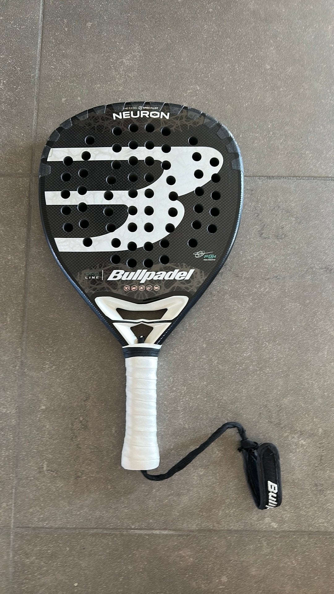 Bullpadel neuron racket, Enlèvement, Utilisé, Raquette de padel