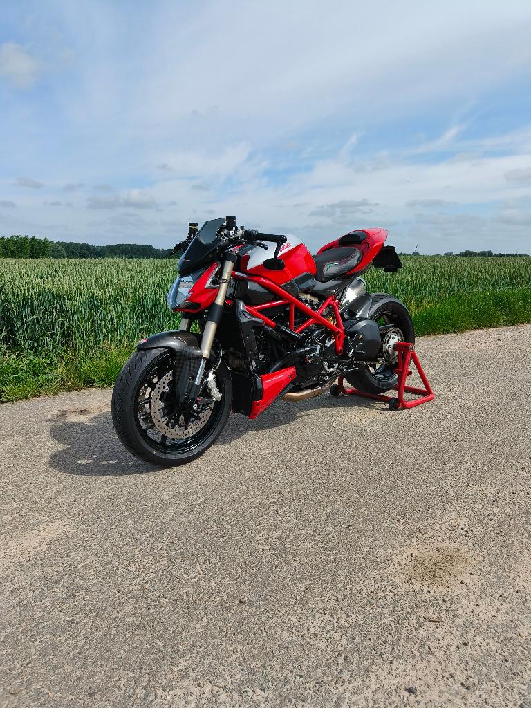 DUCATI STREETFIGHTER 848, Motoren, Motoren | Ducati, 2 cilinders, 849 cc, Motorrijbewijs A, Gebruikt