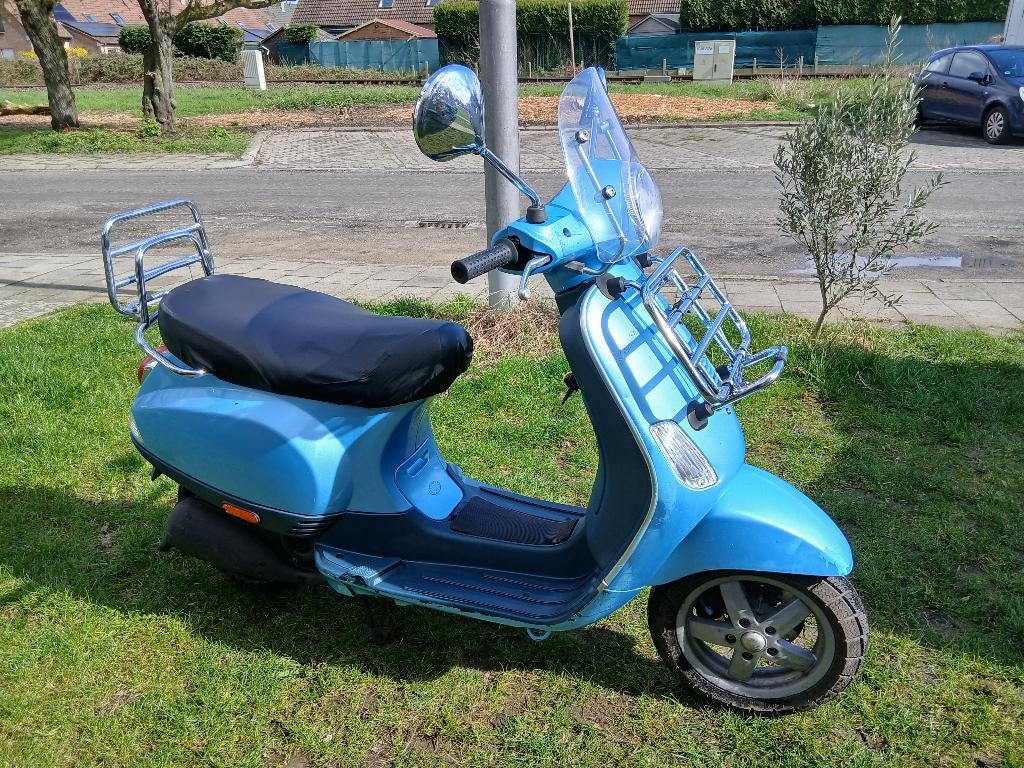 Vespa lx 70 cc b klasse 2 takt, Fietsen en Brommers, Scooters | Vespa, Ophalen, 70 cc, Benzine, Vespa LX