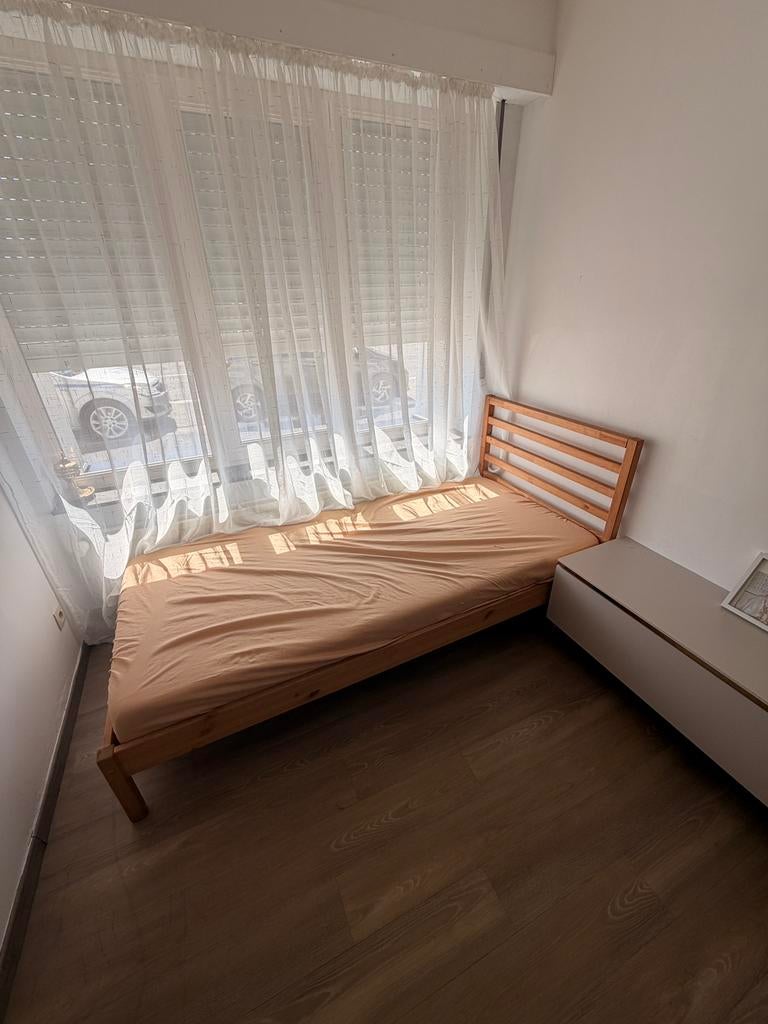Gratis bed, Huis en Inrichting, Slaapkamer | Complete slaapkamers, Ophalen, Gebruikt, Eenpersoons