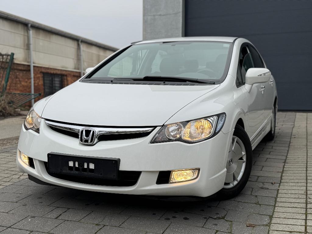 HONDA CIVIC 1.3 BENZINE 2007 AUTOMAAT 69000 KM GOEDE STAAT, Auto's, Honda, Automaat, 4 cilinders, Wit, Bedrijf