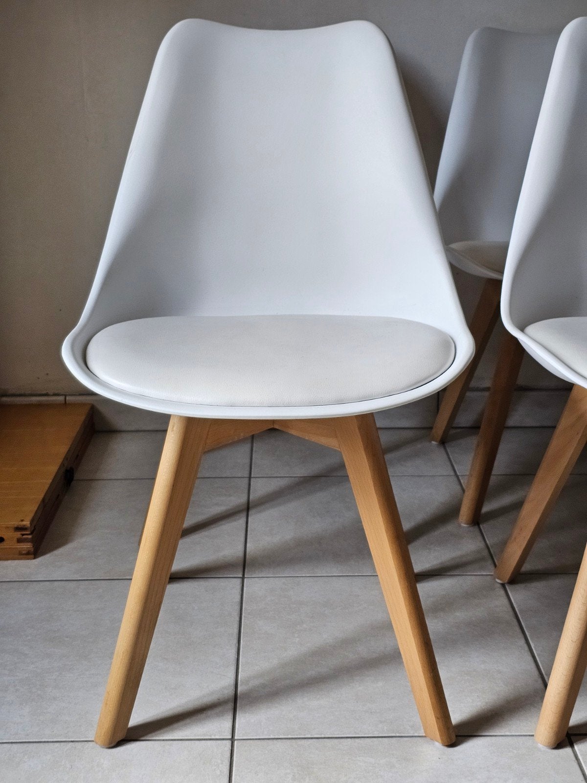 Ensemble de 8 chaises de salle à manger/chaises baquet blanc, Maison & Meubles, Chaises, Scandinavisch / modern, Synthétique, Enlèvement