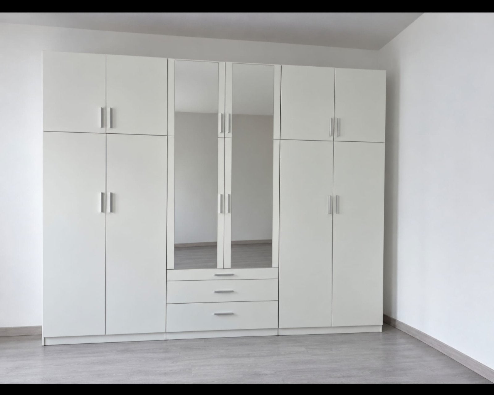 Armoire 6 portes, Enlèvement, Comme neuf