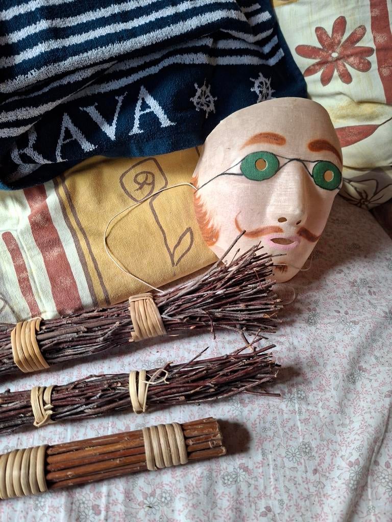 Carnaval, Enlèvement, Comme neuf, Décoration