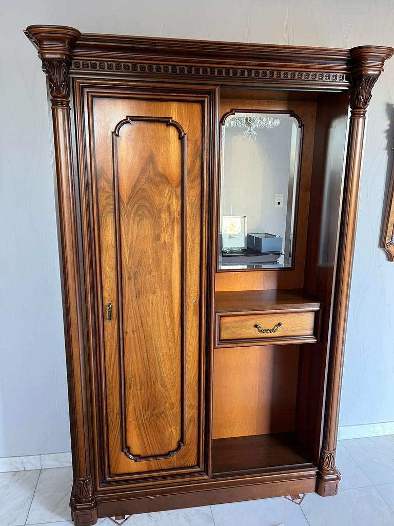 houten halgarderobe / vestiairekast met spiegel – klassiek, Antiek en Kunst, Ophalen