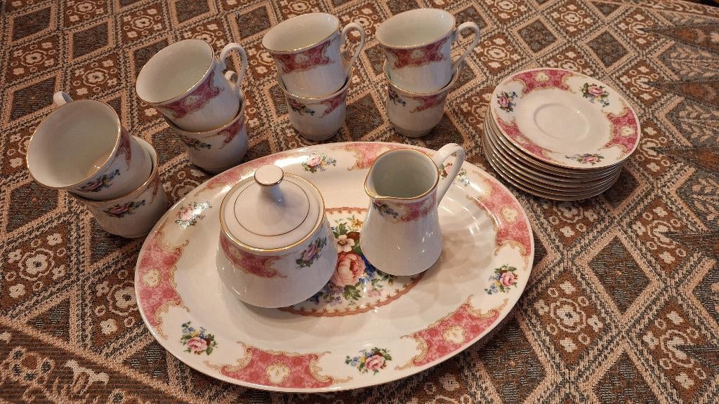 8-delig porseleinen koffieservies, Ophalen
