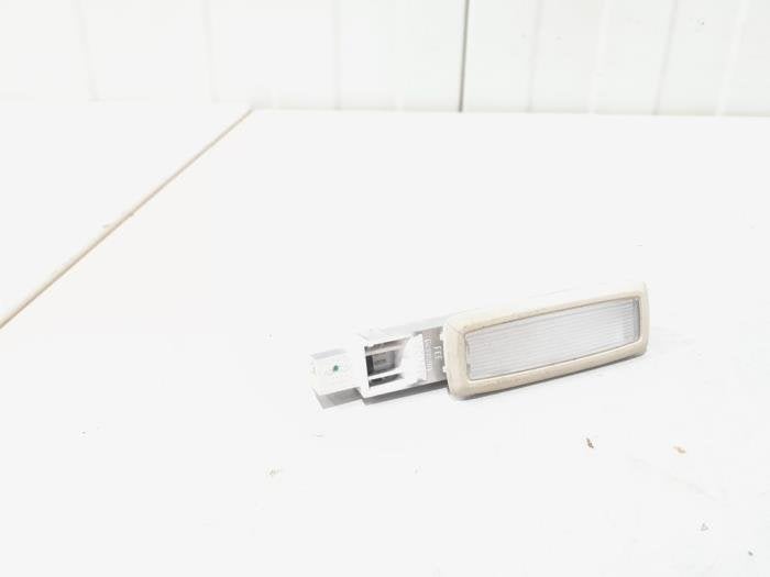 Eclairage intérieur avant d'un Volkswagen Passat, Autos : Pièces & Accessoires, Éclairage, Volkswagen, Utilisé, 3 mois de garantie