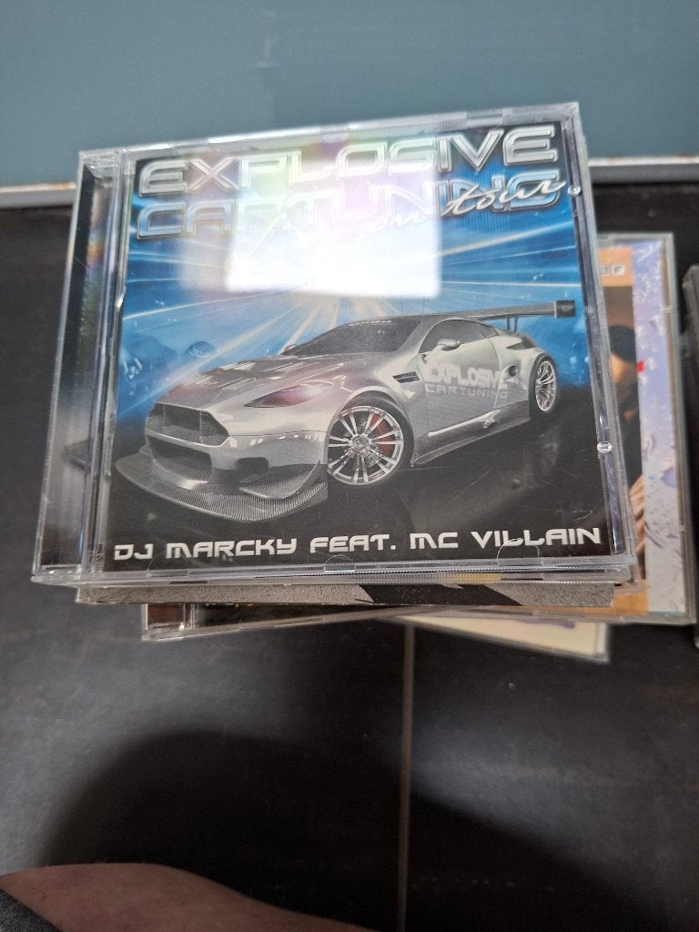 cd - dj marcky ft mc villain - explosive cartuning live on t, CD & DVD, CD | Dance & House, Hardcore, Enlèvement ou Envoi, Comprend un livret