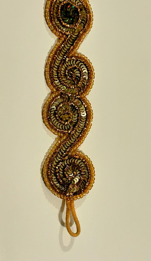 Goudkleurige armband met kraaltjes, Ophalen of Verzenden, Nieuw, Goud