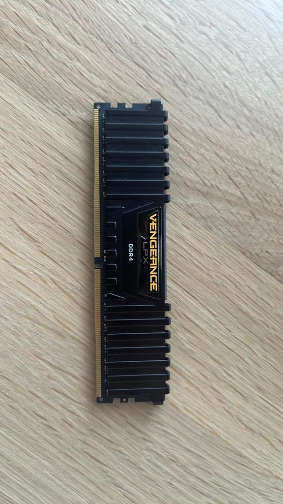 Corsair 8go DDR4 3000mhz, Informatique & Logiciels, Enlèvement ou Envoi, Comme neuf, DDR4