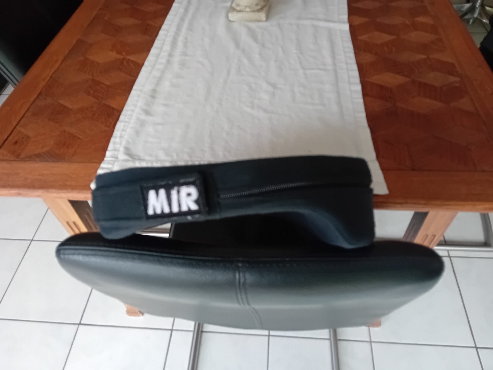 Nekbeschermer karting, Sports & Fitness, Enlèvement ou Envoi, Comme neuf, Vêtements ou Chaussures