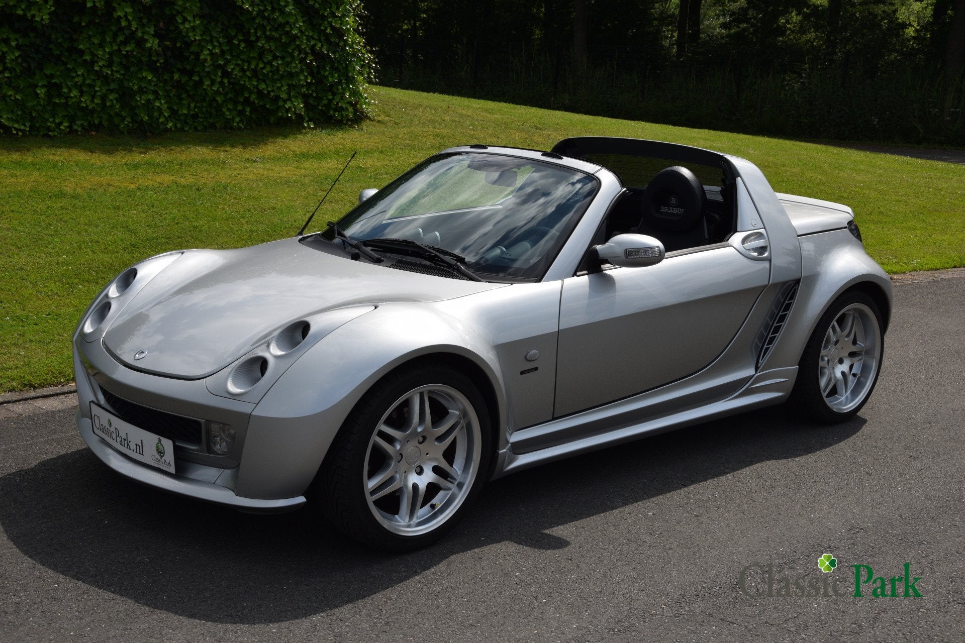 Smart Roadster Brabus (automatique), Autos, Cuir, Argent ou Gris, Achat, Air conditionné