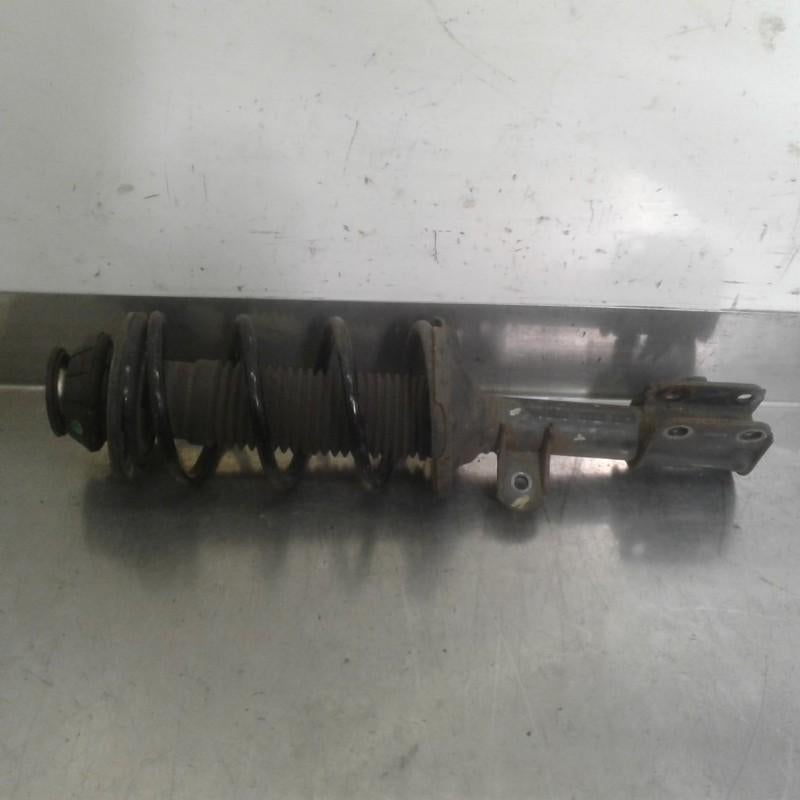JAMBE DE FORCE AVANT DROIT Nissan Pixo (D31S), Utilisé, Nissan