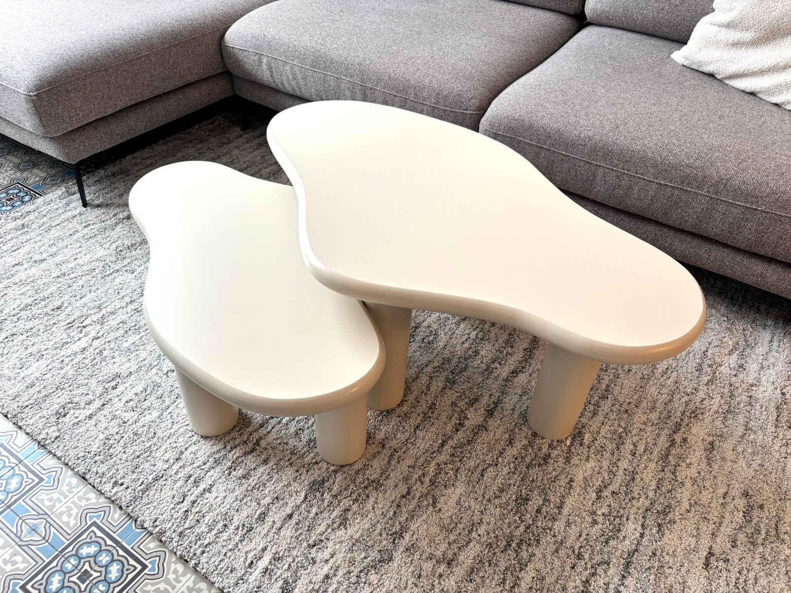 Nieuwe Organische Salontafel - Bijzettafel - Wit - set van 2, 100 tot 150 cm, Rond, Nieuw, Minder dan 50 cm