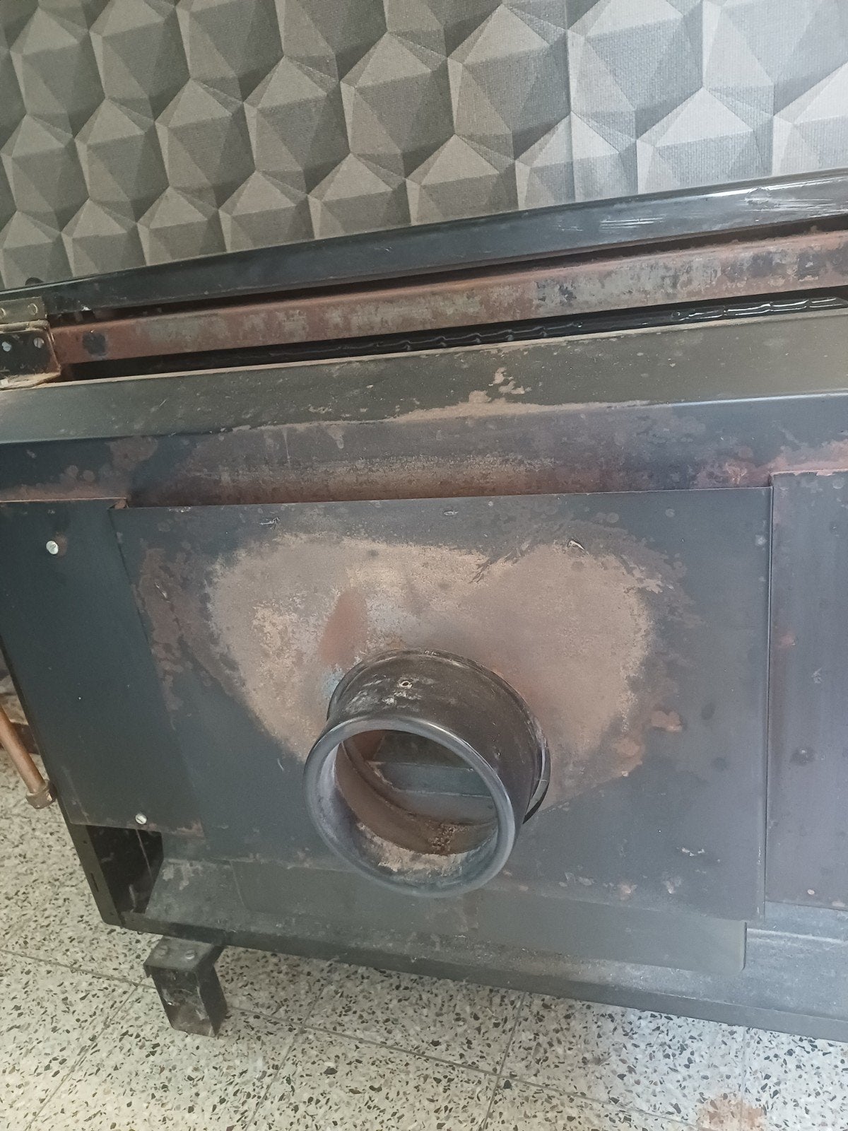 poêle gaz Nesor Martin, Enlèvement