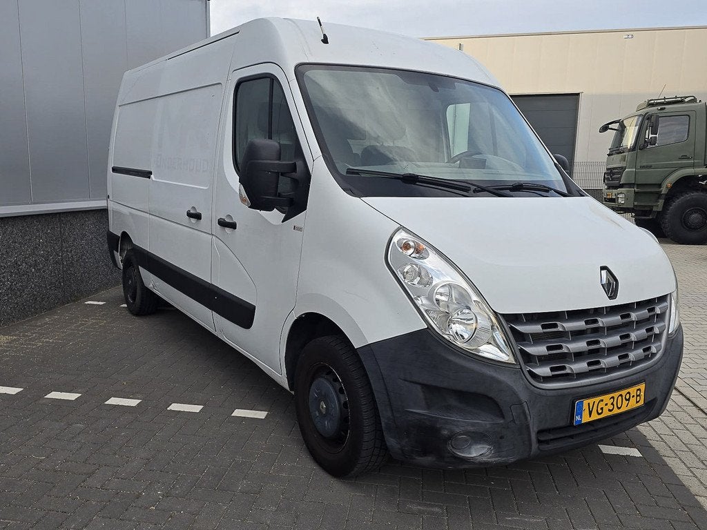 Renault Master T35 2.3 dCi L2H2 Eco | Trekhaak | New APK | A, Auto's, Voorwielaandrijving, Euro 5, Gebruikt, 4 cilinders