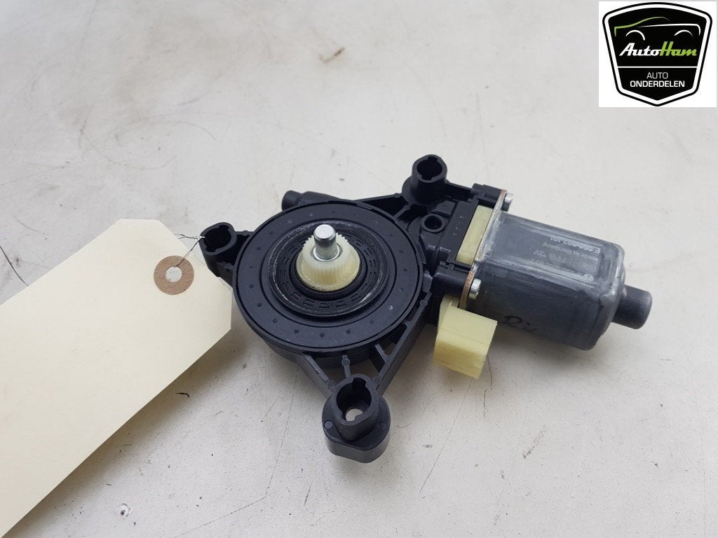 MOTEUR LEVE VITRE ELECTRIQUE Seat Tarraco (01-2018/05-2024), Autos : Pièces & Accessoires, Robert Bosch AG, Utilisé, Seat, Robert-Bosch-Allee 1
74232  Abstatt, DE