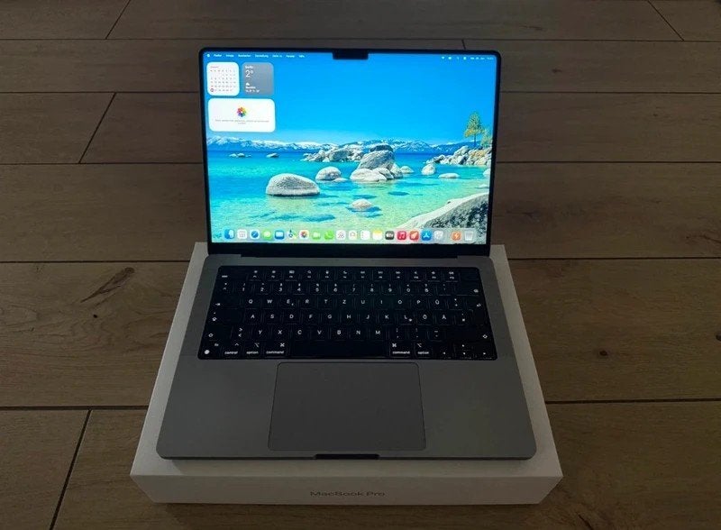 Apple MacBook Pro 14 M2 PRO, MacBook