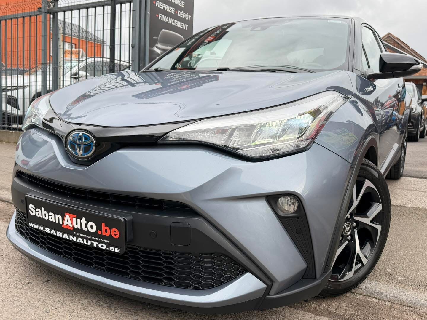 Toyota CHR 1.8 Hybride ( 72 kw - 99 cv ) 2020, Autos, Toyota, Cuir, Argent ou Gris, Achat, Euro 6