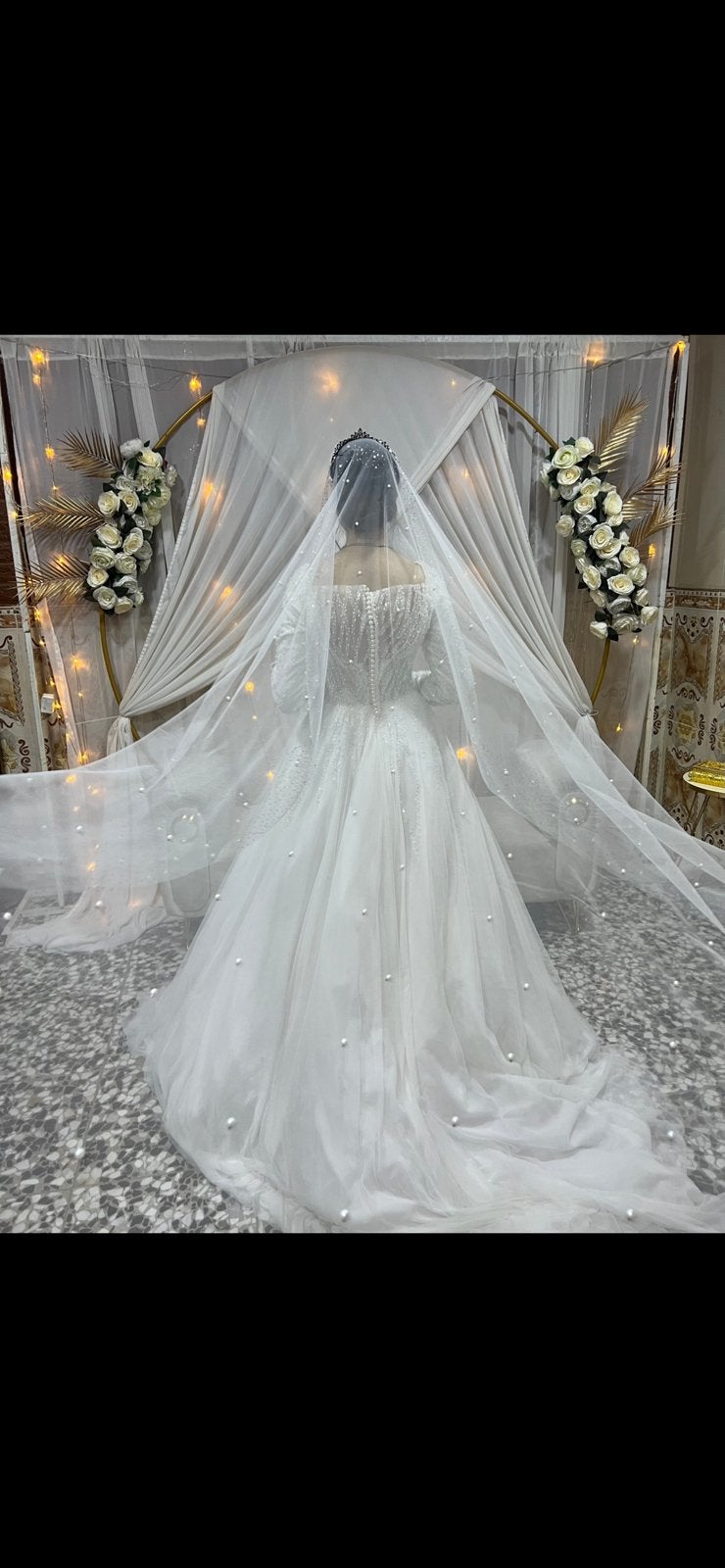 Witte trouwjurk met glitter – prinsessenmodel, Vêtements | Femmes, Vêtements de mariage & Accessoires de mariage, Enlèvement, Comme neuf