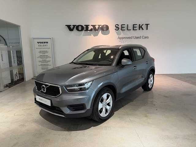 Volvo XC40 T3 Momentum, Autos, Argent ou Gris, Entreprise, Boîte manuelle, 146 g/km