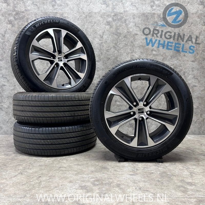 17 inch originele velgen + zomerbanden Seat Ateca, Autos : Pièces & Accessoires, Pneus et Jantes, 215 mm, Pneus été, -
