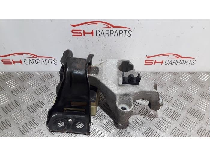 Support moteur d'un Mercedes Citan, Autos : Pièces & Accessoires, 3 mois de garantie, Utilisé, -, -