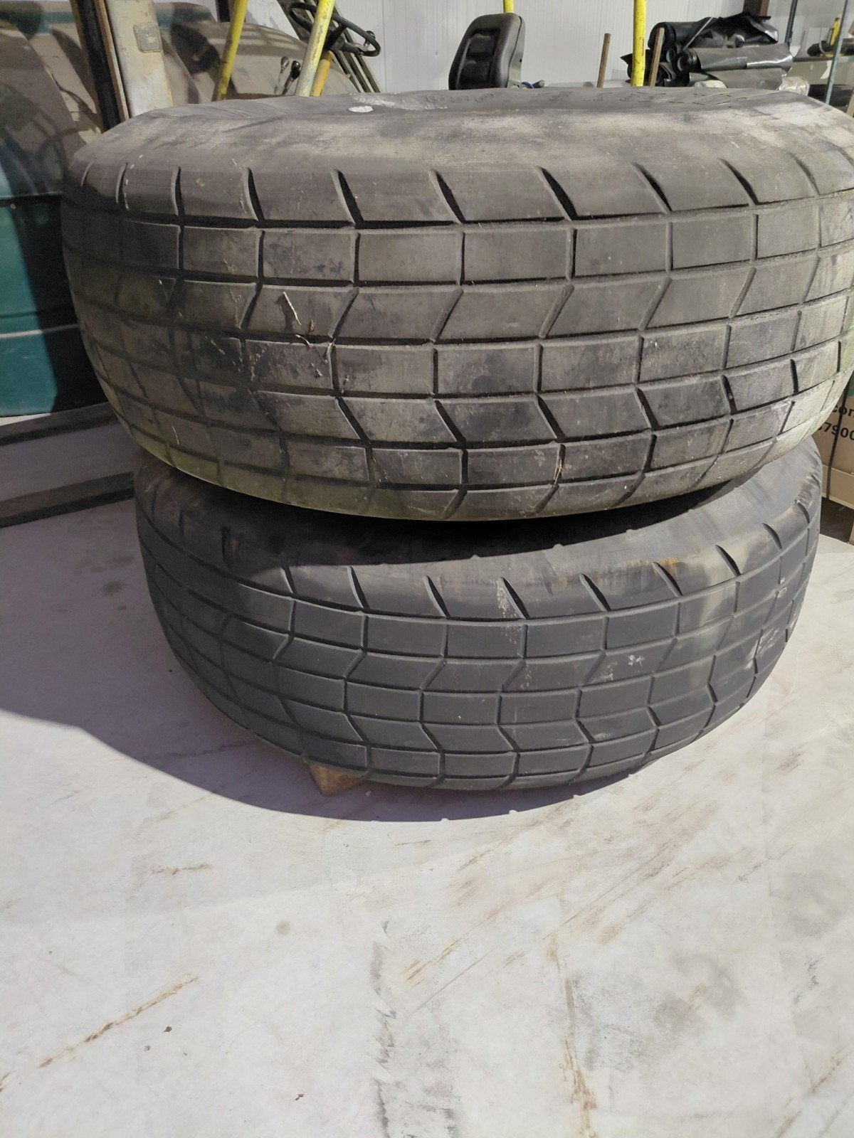 Michelin 680 75 r32 xm 28, Zakelijke goederen, Landbouw | Onderdelen | Banden, Velgen en Assen, Ophalen