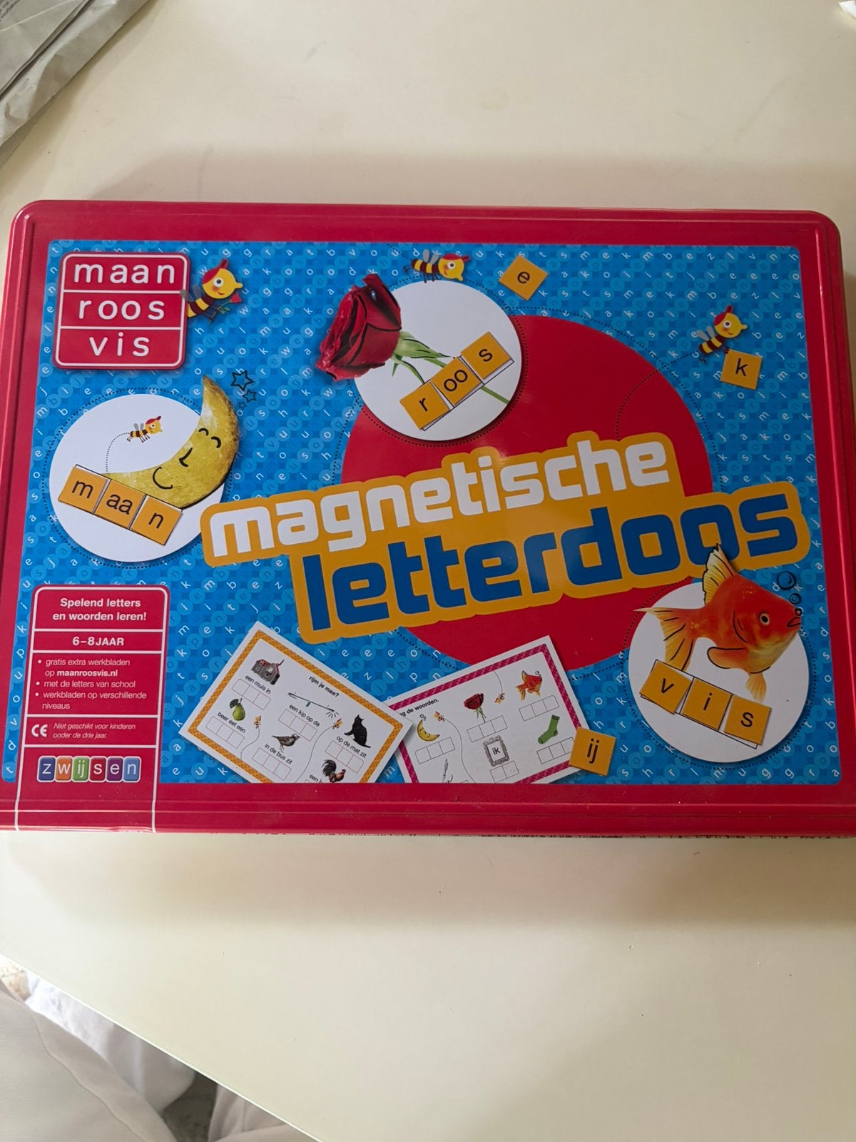 Magnetische Letterdoos, Ophalen, Zo goed als nieuw