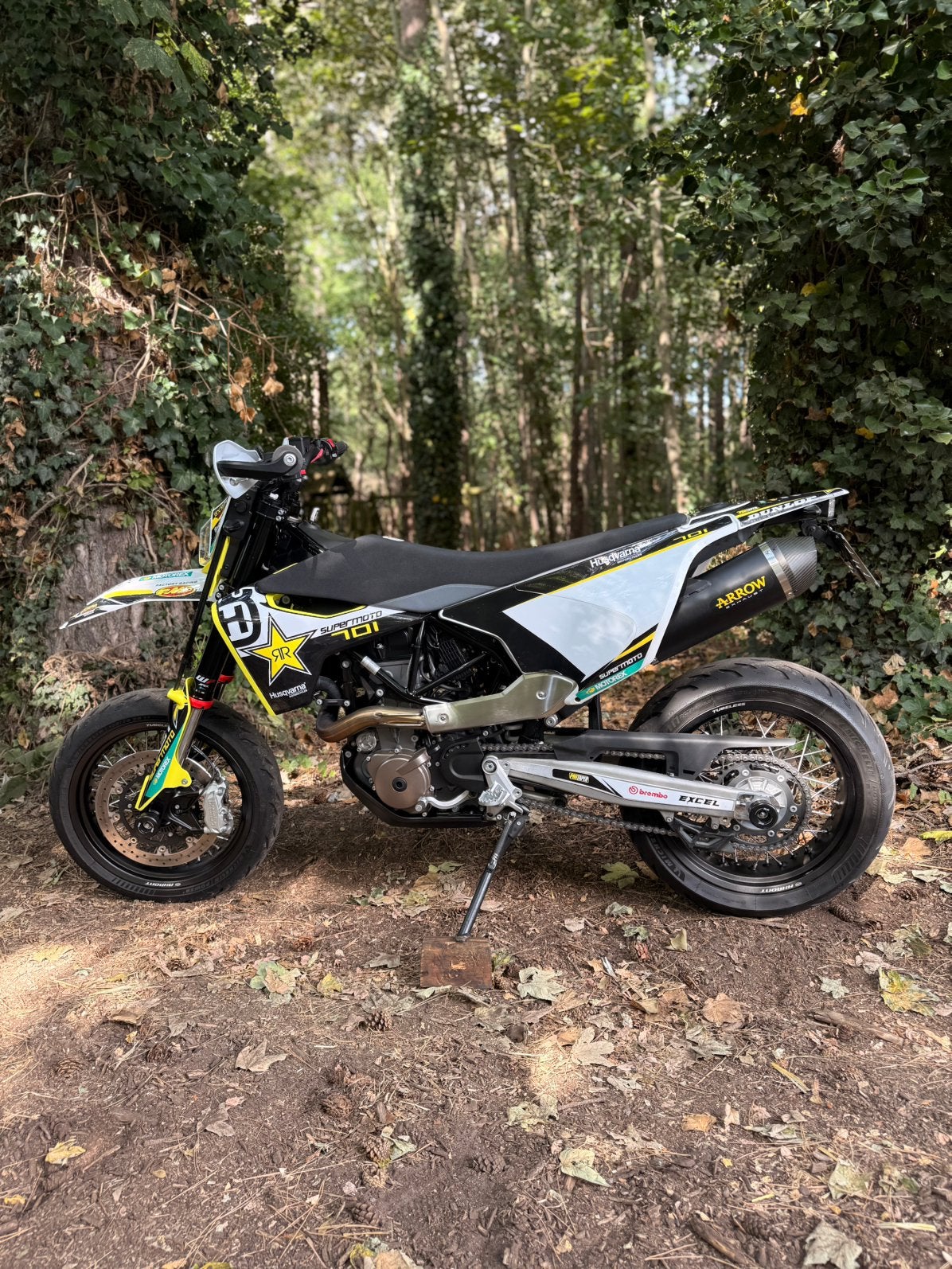 Husqvarna 701 - 2024 - Arrow, Motos, Motos | Husqvarna, Particulier, SuperMoto, ABS, Neuf, Enlèvement