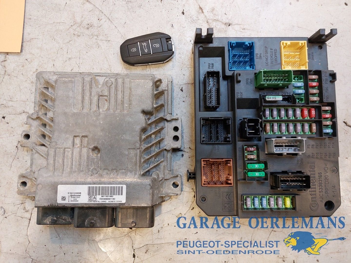 ecu set peugeot 308 sw 1.6 hdi t9 9811651980, Gebruikt, -, -, ARN erkend