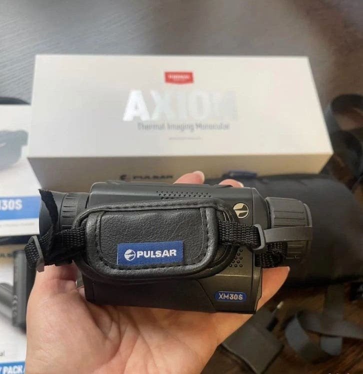 Pulsar Axion XM30S warmtebeeldcamera, TV, Hi-fi & Vidéo, Prisme de toit (à droite), Enlèvement ou Envoi, Vision nocturne, Comme neuf