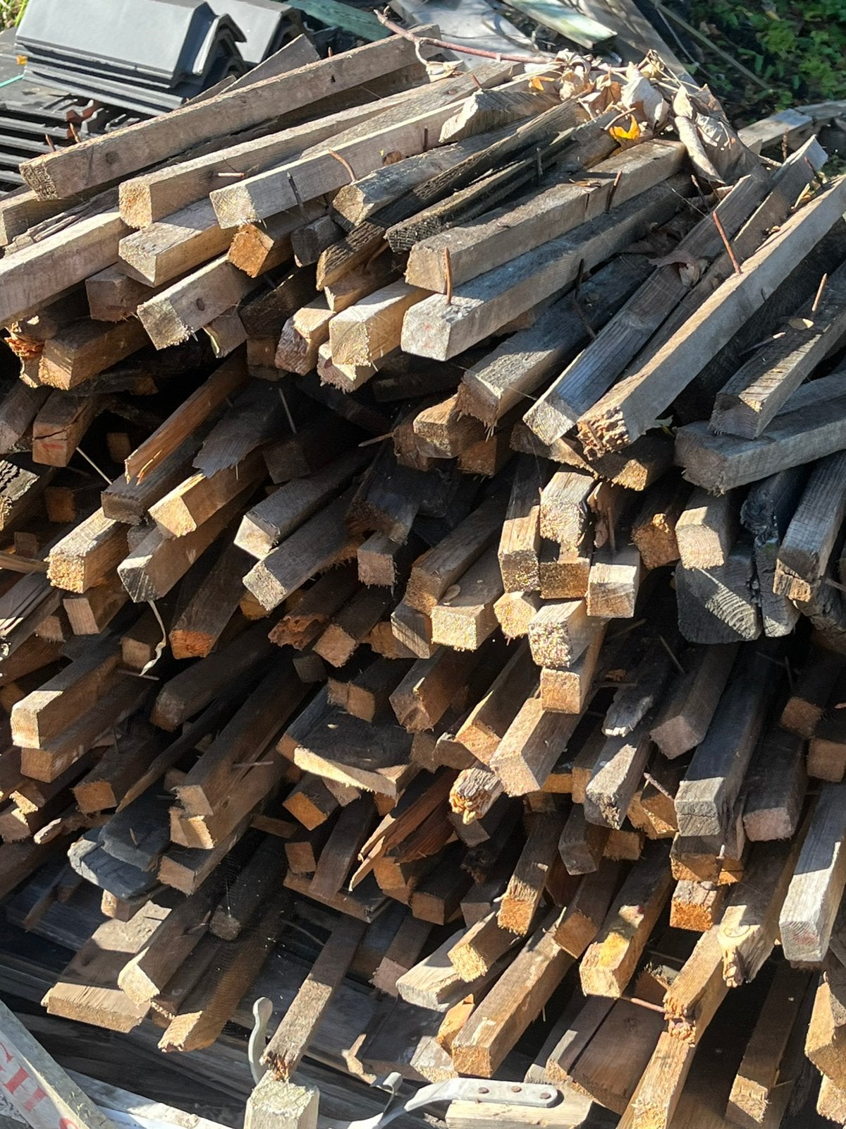 Bois à donner., Enlèvement