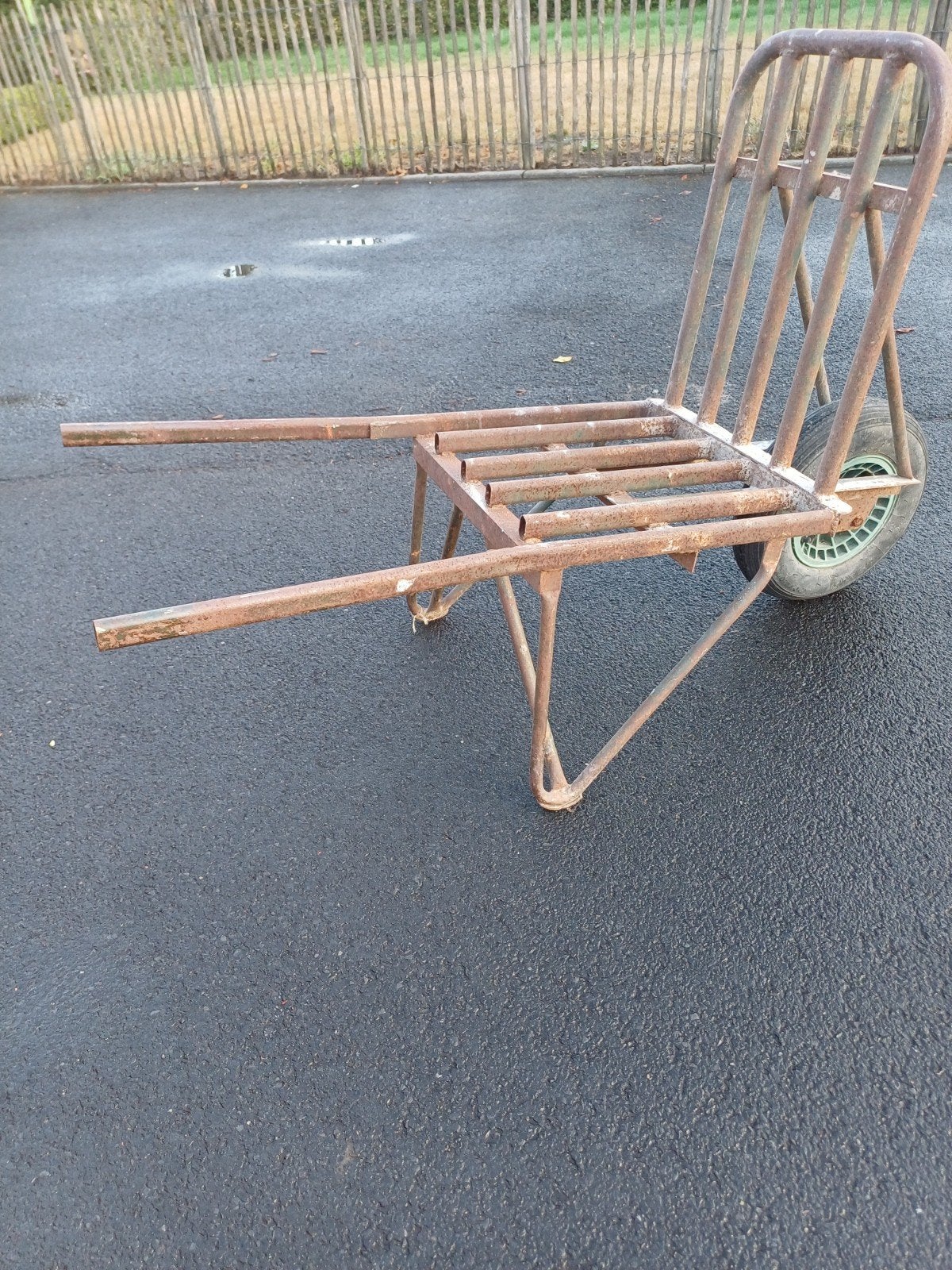Steenkruiwagen, Tuin en Terras, Ophalen, Gebruikt