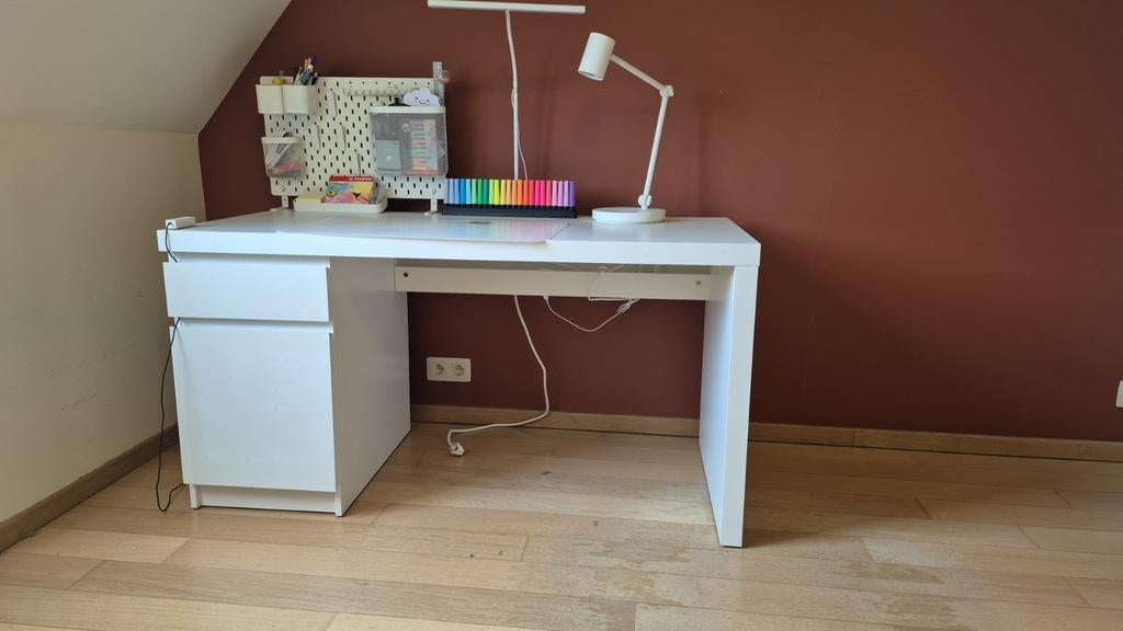 Bureau Ikea (blanc) + accessoires, Maison & Meubles, Bureaux, Enlèvement, IKEA